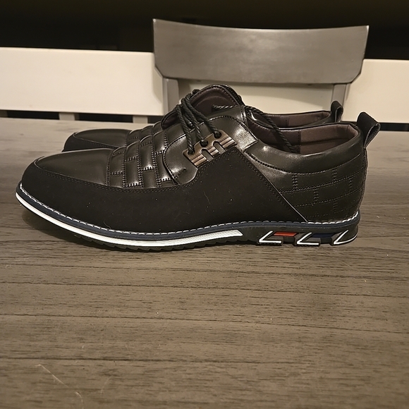 Elegant Black Leather Oxfords for Men